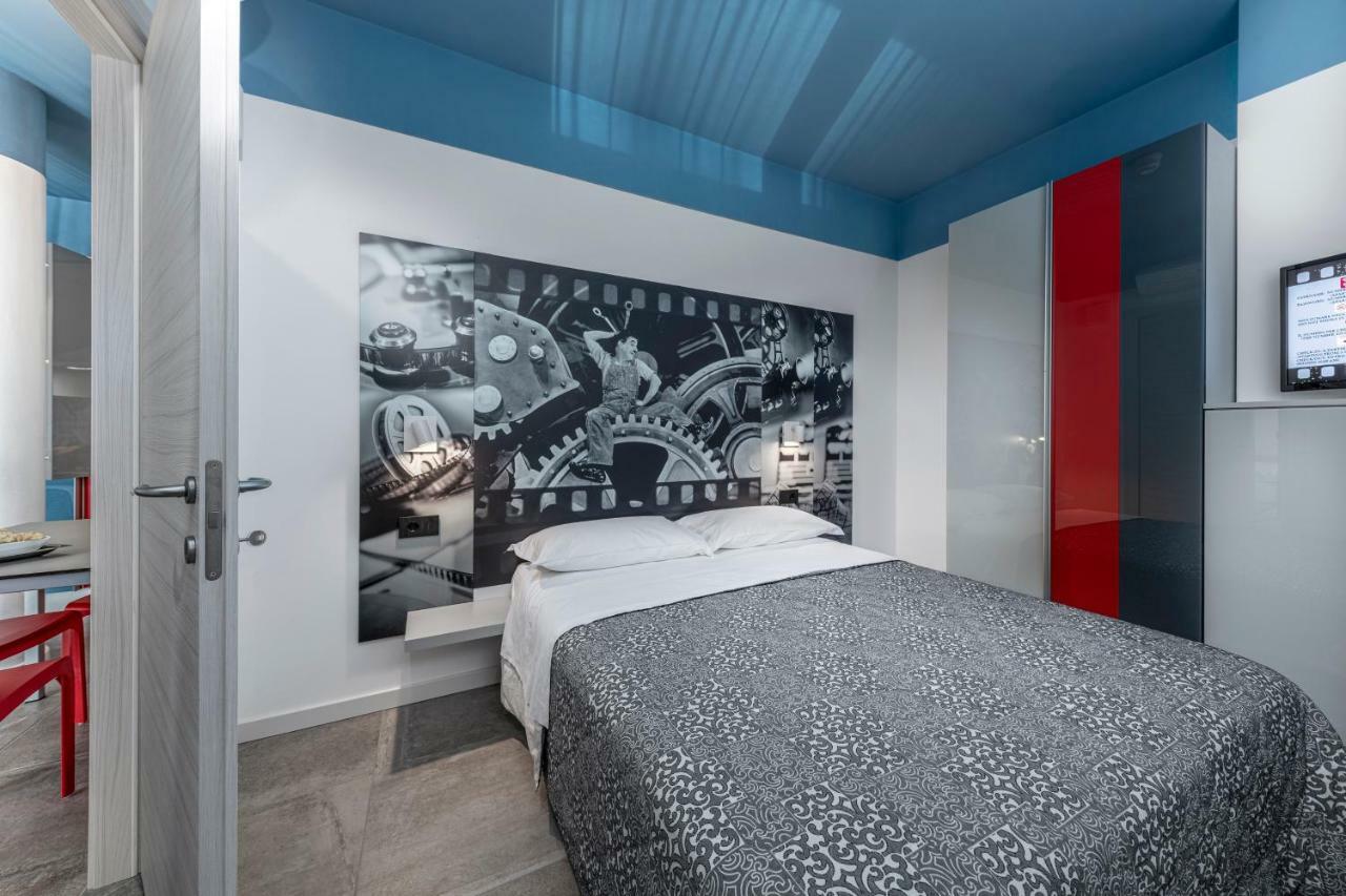 One-Bedroom Suite (4 Adults),835499825:JPEG